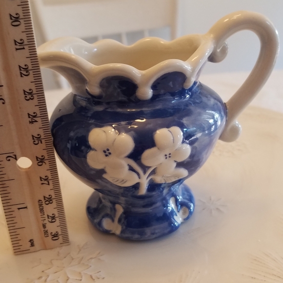 Set of 2 Beautiful Glazed  Ceramic Creamer Sugar Set Blue Floral - Picture 10 of 16